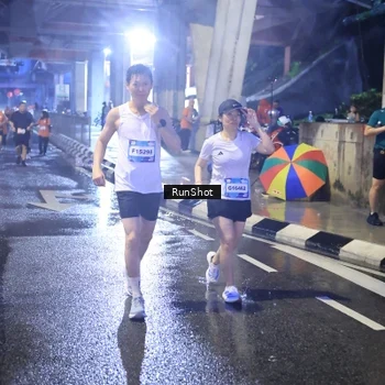 Runner Photo 7927263