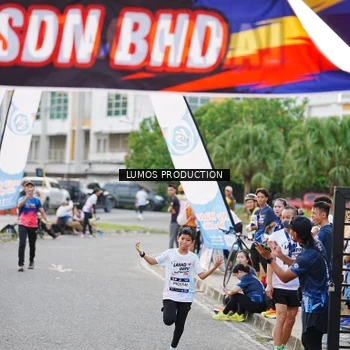 Runner Photo 7927276