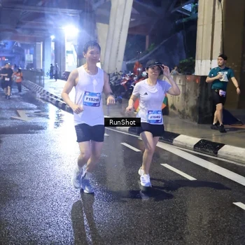 Runner Photo 7927293