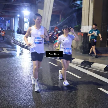 Runner Photo 7927299