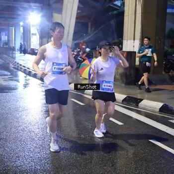 Runner Photo 7927301