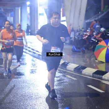Runner Photo 7927330