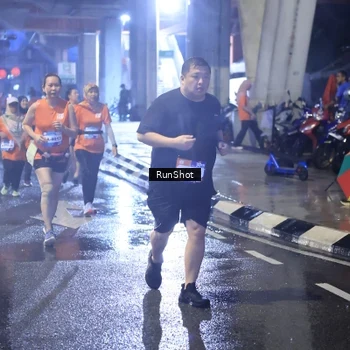Runner Photo 7927331
