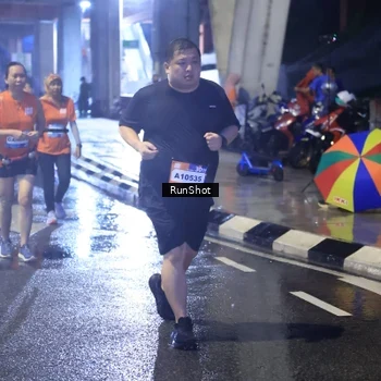 Runner Photo 7927333