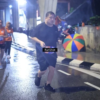 Runner Photo 7927353