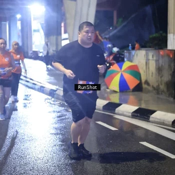 Runner Photo 7927355