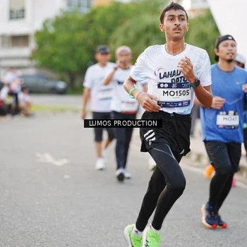 Runner Photo 7927359