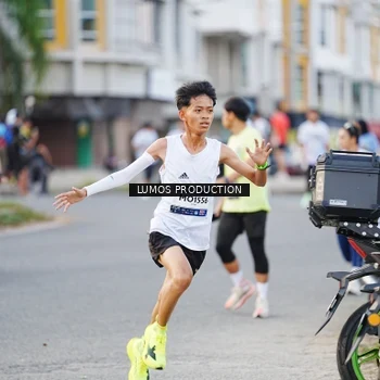 Runner Photo 7927361