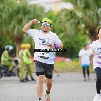 Runner Photo 7927362
