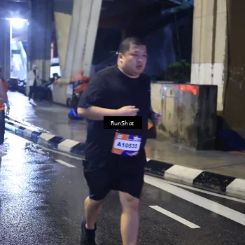Runner Photo 7927369