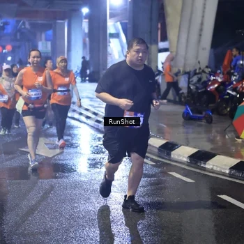 Runner Photo 7927372