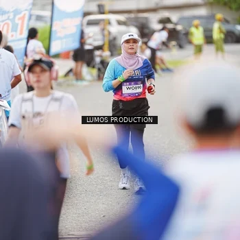 Runner Photo 7927379
