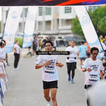 Runner Photo 7927388
