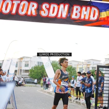 Runner Photo 7927399