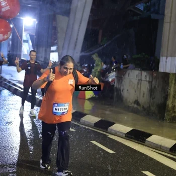 Runner Photo 7927432