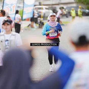 Runner Photo 7927477