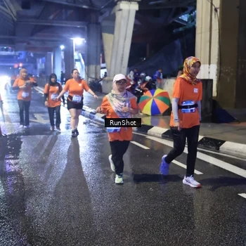 Runner Photo 7927484