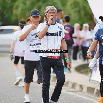 Runner Photo 7927488