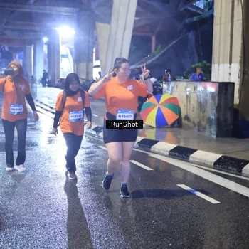 Runner Photo 7927533