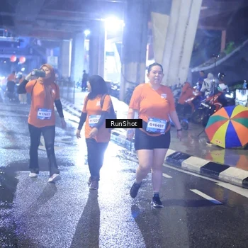 Runner Photo 7927558