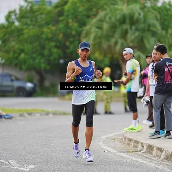 Runner Photo 7927574