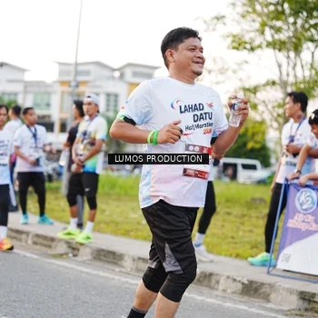 Runner Photo 7927580