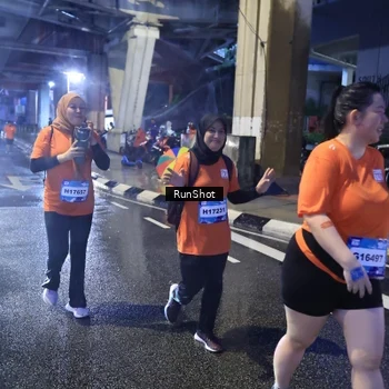 Runner Photo 7927588