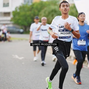 Runner Photo 7927606