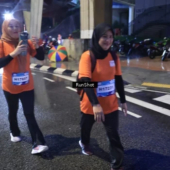 Runner Photo 7927608