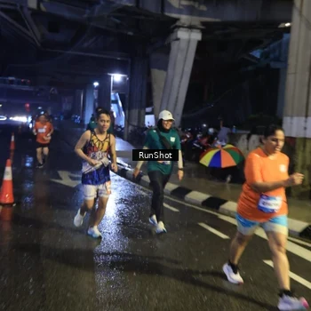 Runner Photo 7927615