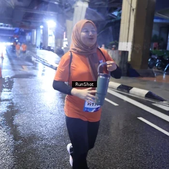 Runner Photo 7927624