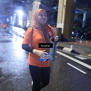 Runner Photo 7927635