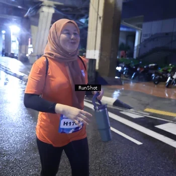 Runner Photo 7927643