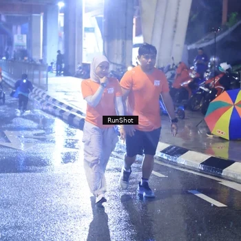 Runner Photo 7927653