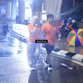 Runner Photo 7927656