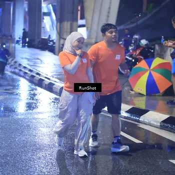 Runner Photo 7927666