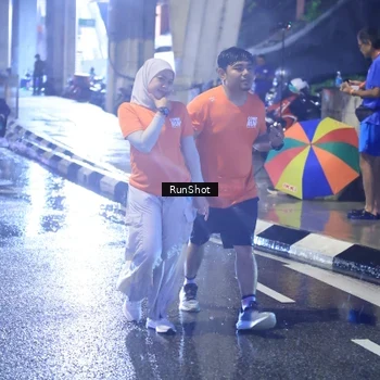 Runner Photo 7927668