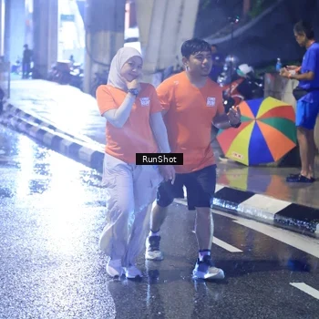 Runner Photo 7927669