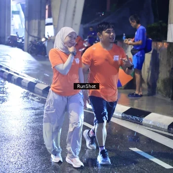Runner Photo 7927684
