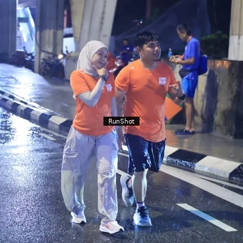 Runner Photo 7927685