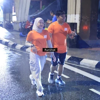 Runner Photo 7927700
