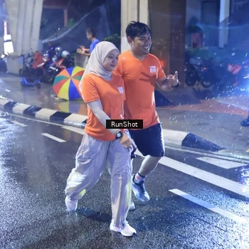 Runner Photo 7927715