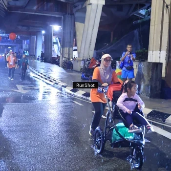 Runner Photo 7927788