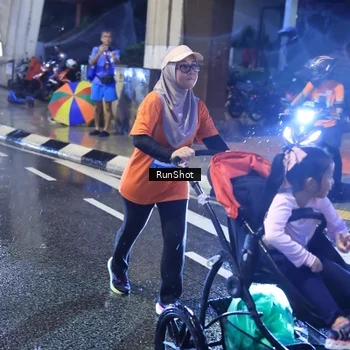 Runner Photo 7927803