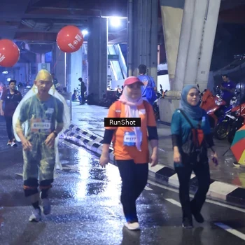 Runner Photo 7927812