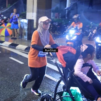 Runner Photo 7927816