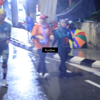 Runner Photo 7927833