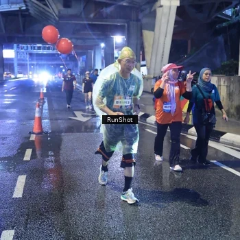 Runner Photo 7927843