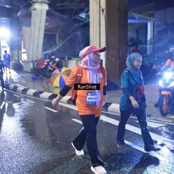 Runner Photo 7927880