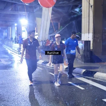 Runner Photo 7927892